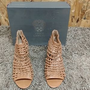 New Camel Vince Camuto Wedges size 8.5